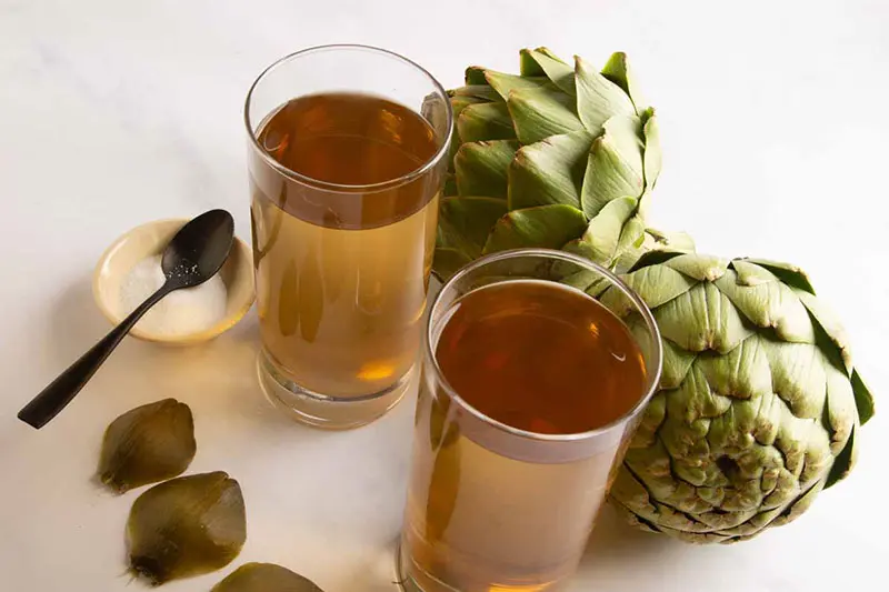 2.مصرف برگ تازه یا دم‌نوش